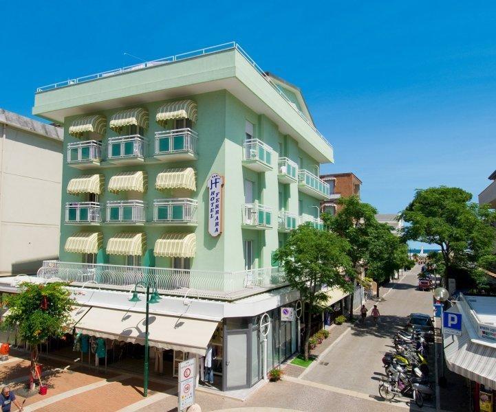 Hotel Ferrara Cattolica Exterior photo